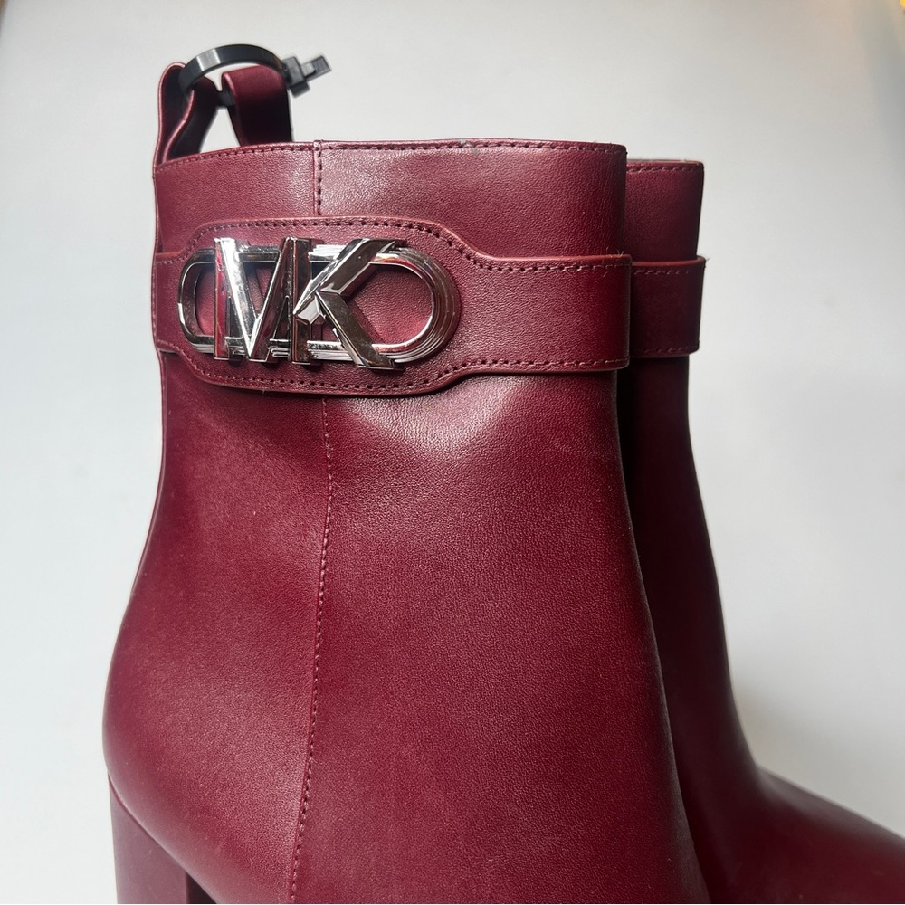 Make: Michael Kors boots; brand new, two sizes 7.5 - Picture 3 of 9